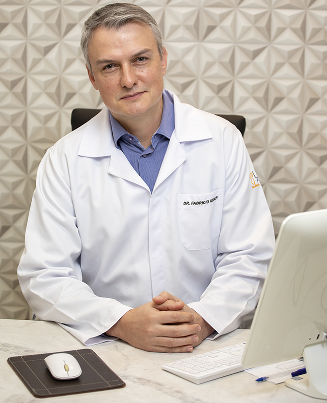 Dr. Fabricio Geiser — urologista na Uroprime