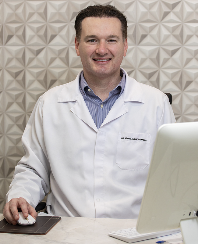 Dr. Sérgio Augusto Skrobot — urologista na Uroprime